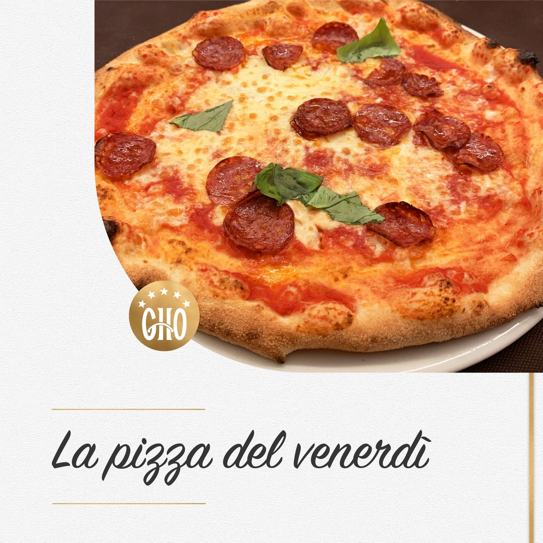 La Diavola è solo una delle tante pizze classiche e speciali che puoi scegliere dal nostro menù. Scegli la tua preferita:𝐢𝐥 𝐯𝐞𝐧𝐞𝐫𝐝𝐢̀ 𝐩𝐮𝐨𝐢 𝐠𝐮𝐬𝐭𝐚𝐫𝐥𝐚 𝐚 𝐬𝐨𝐥𝐢 𝟓€!* 

Per prenotare chiama lo 0975-511164 ☎️
*Promozione non valida per l'asporto.

#grandhotelosman #pizzeria #ristorante #pizzalovers #vallodidiano